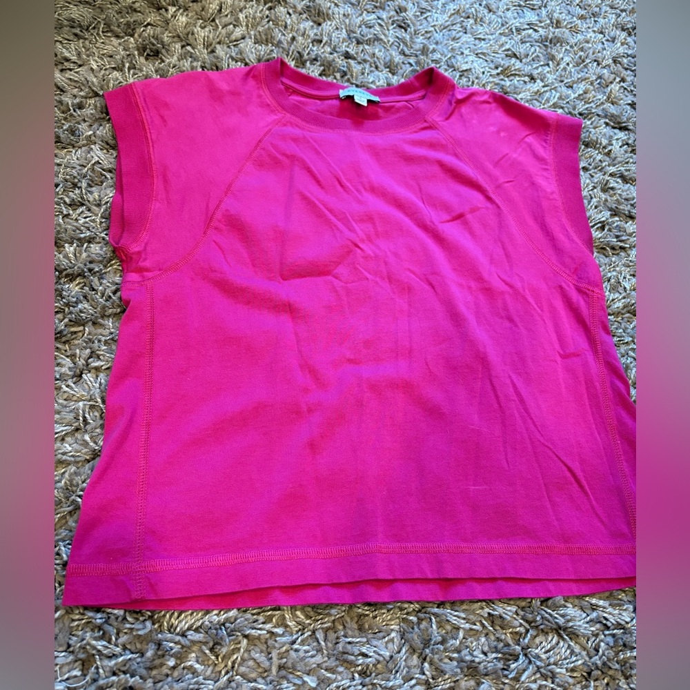 Evereve Fuchsia Nova Muscle Tee Tanktop
